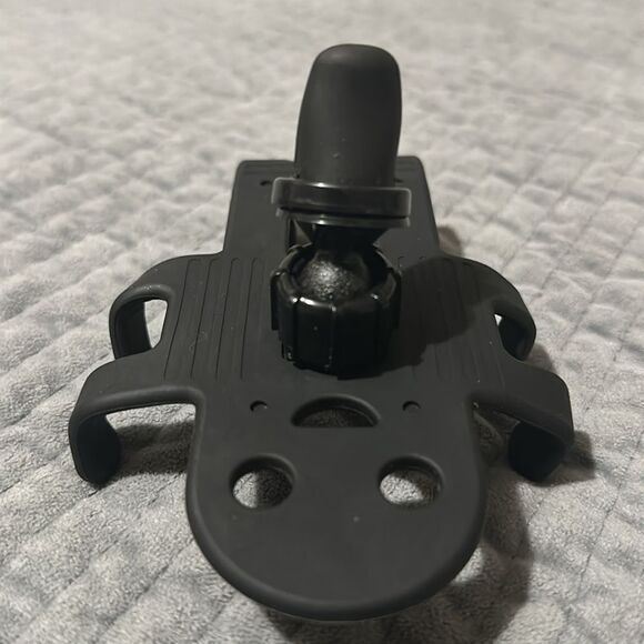 Hug Buddy Car Vent Phone Holder
- Cute & Handy! - Picture 12 of 17